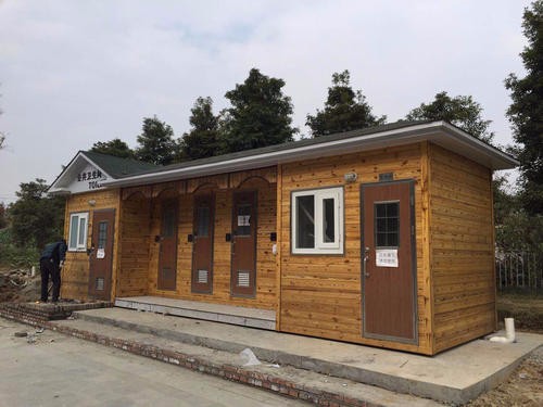 移動環(huán)保廁所 移動環(huán)保廁所